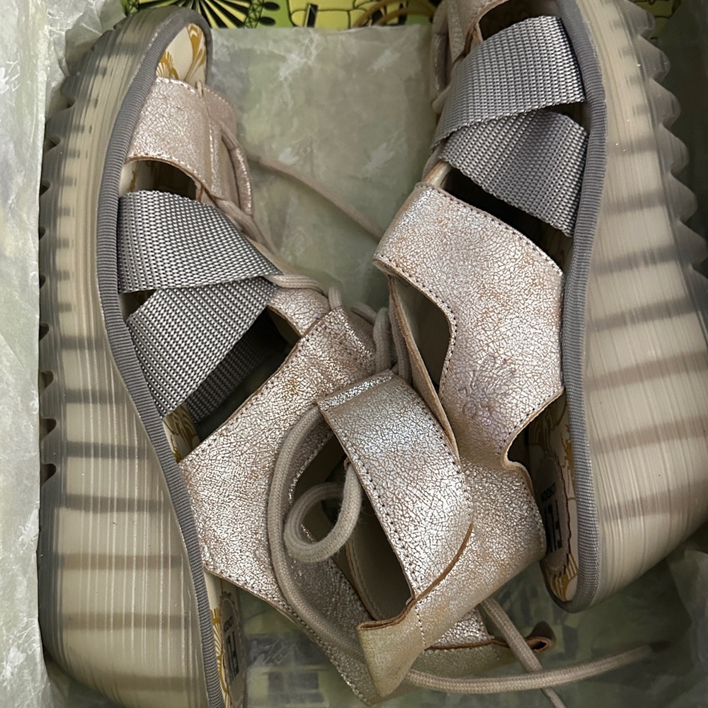 Fly London Cool Pearl Footwear - Picture 2 of 7